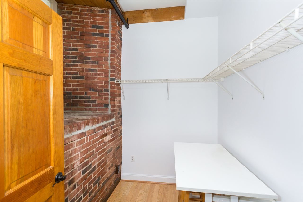 6 Bay Road, Unit 2 Newmarket, NH 03857 - Photo 17 of 24