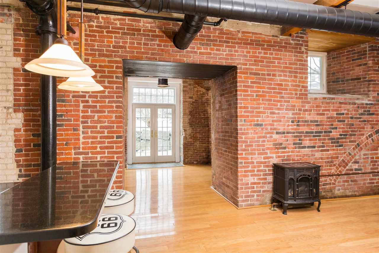 6 Bay Road, Unit 2 Newmarket, NH 03857 - Photo 8 of 24