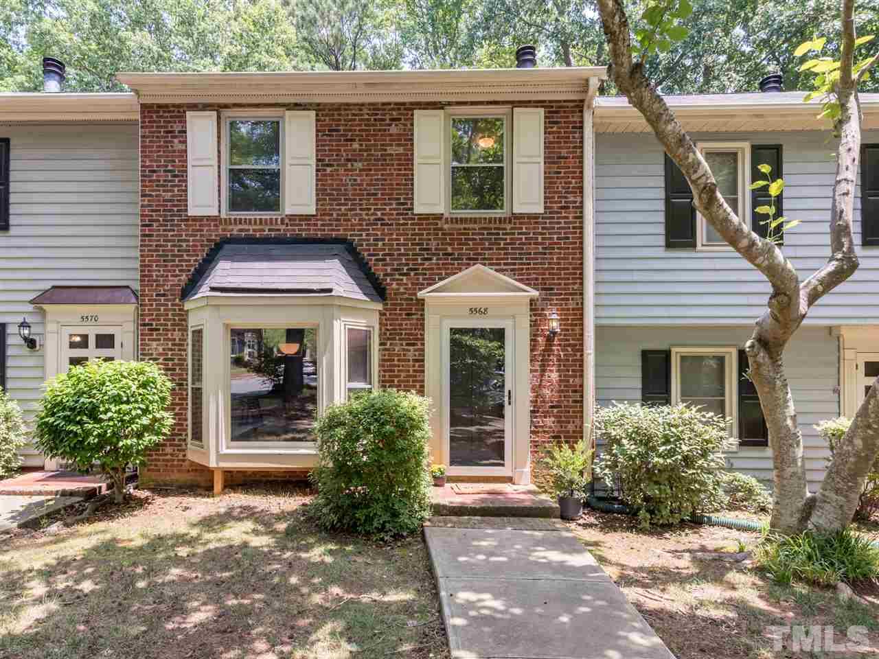 5568 Hamstead Crossing Raleigh, NC 27612 - Photo 2 of 25
