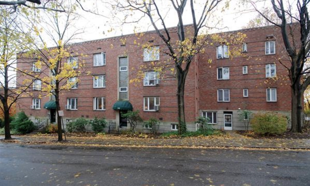 150 Beaconsfield Road, Unit 1 Brookline, MA 02445 - Photo 1 of 1