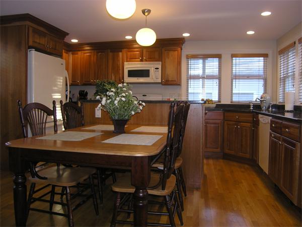 50 Walnut Street Reading, MA 01867 - Photo 11 of 25