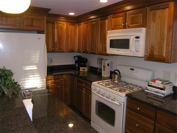 50 Walnut Street Reading, MA 01867 - Photo 13 of 25