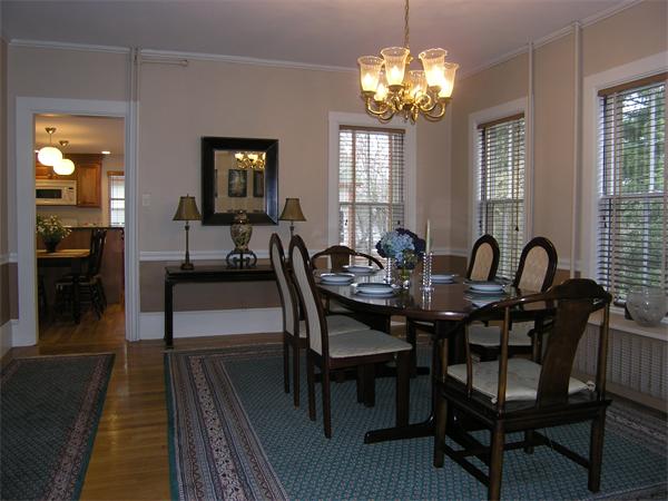 50 Walnut Street Reading, MA 01867 - Photo 9 of 25