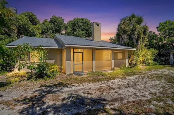 $449,000 | 811 Sarabay Road, Osprey, FL 34229