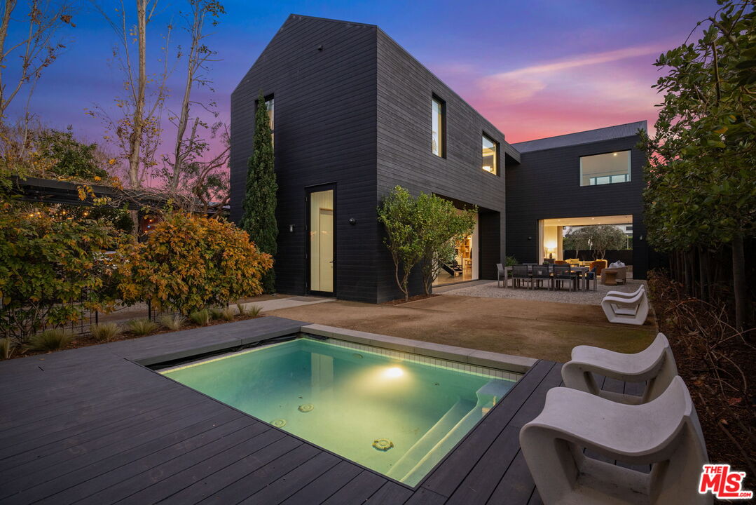 901 Flower Avenue Venice, CA 90291 - Photo 41 of 48