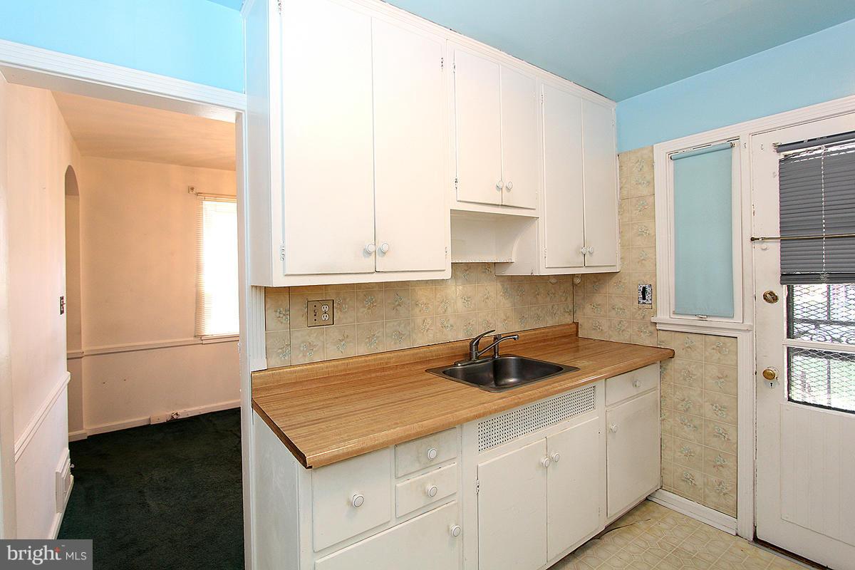 5020 Sargent Road Northeast Washington, DC 20017 - Photo 9 of 21 Kitchen