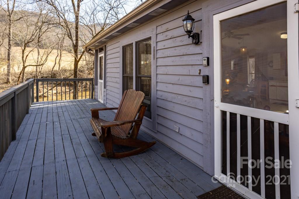 103 Edney Inn Road Hendersonville, NC 28792 - Photo 28 of 36 Gallery Image 28