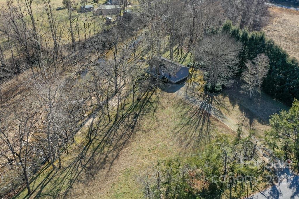 103 Edney Inn Road Hendersonville, NC 28792 - Photo 32 of 36 Gallery Image 32