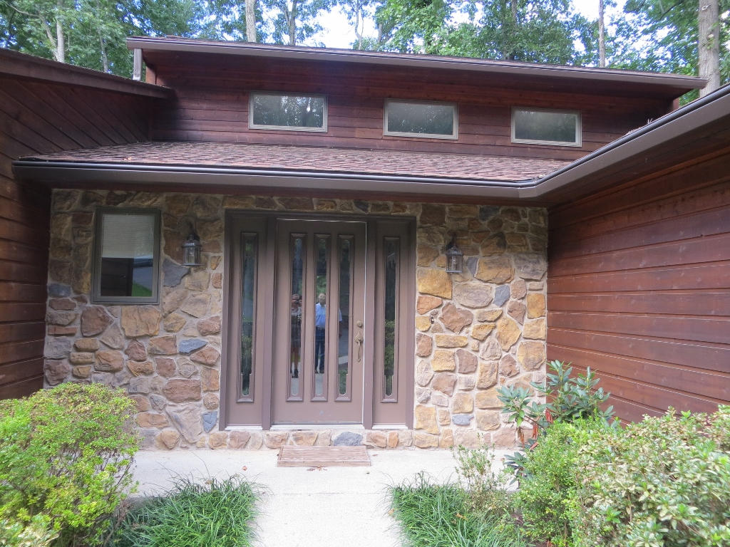 6645 Raintree Road Roanoke, VA 24018 - Photo 12 of 34 VERY BEAUTIFUL CONTEMPORARY