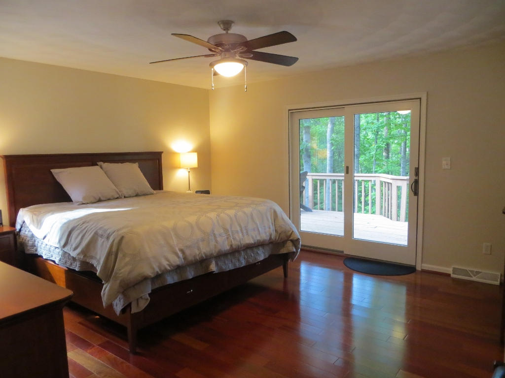 6645 Raintree Road Roanoke, VA 24018 - Photo 21 of 34 MASTER BEDROOM WITH PRIVATE DECK