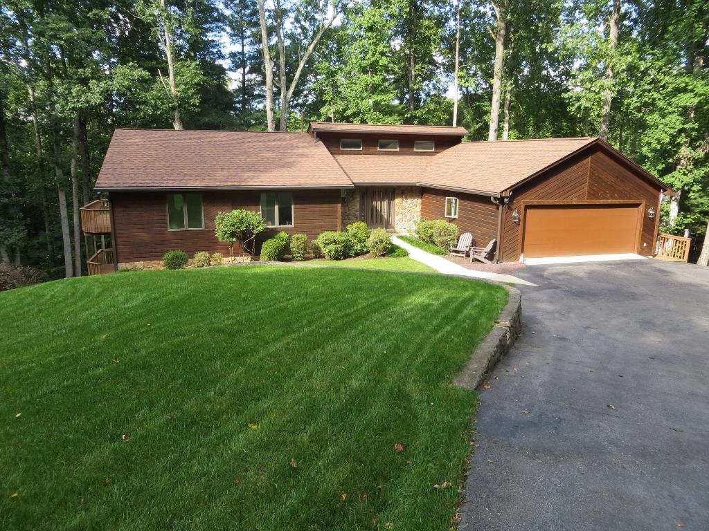6645 Raintree Road Roanoke, VA 24018 - Photo 33 of 34 Front of Home