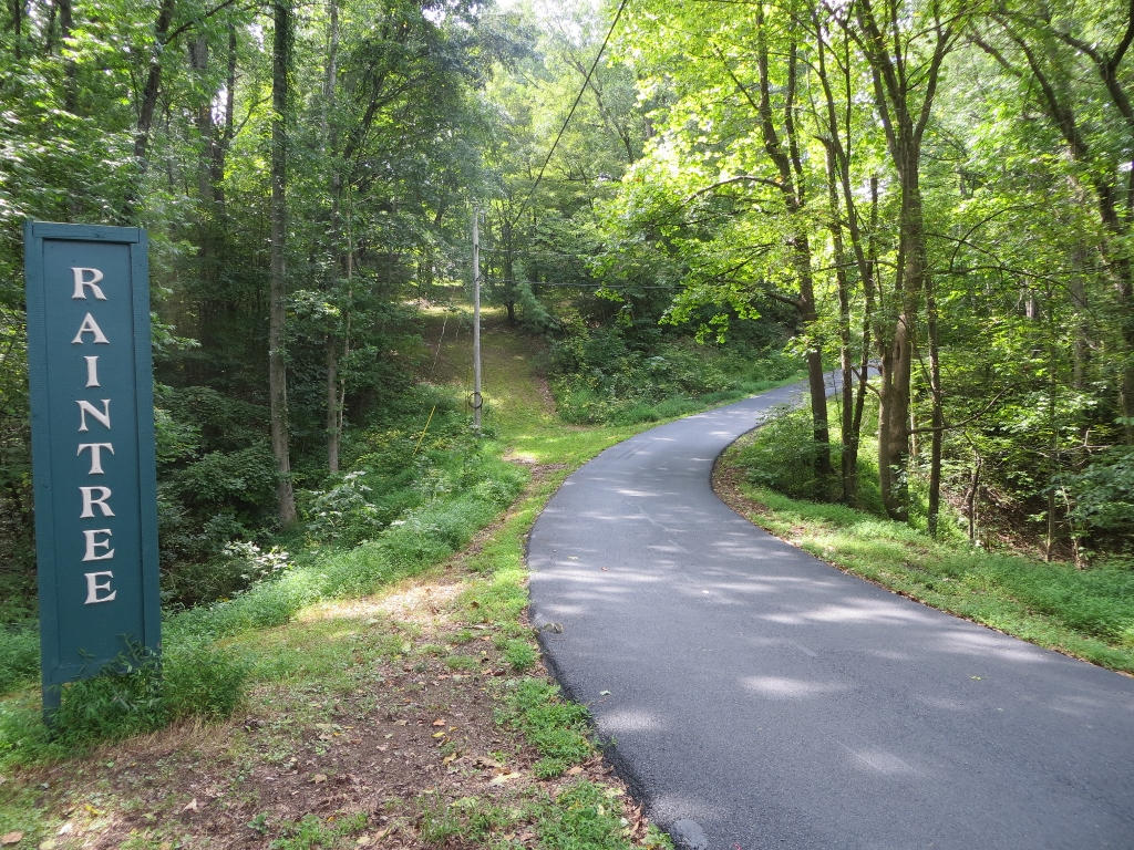 6645 Raintree Road Roanoke, VA 24018 - Photo 34 of 34 RAINTREE PRIVATE ROAD JUST REPAVED