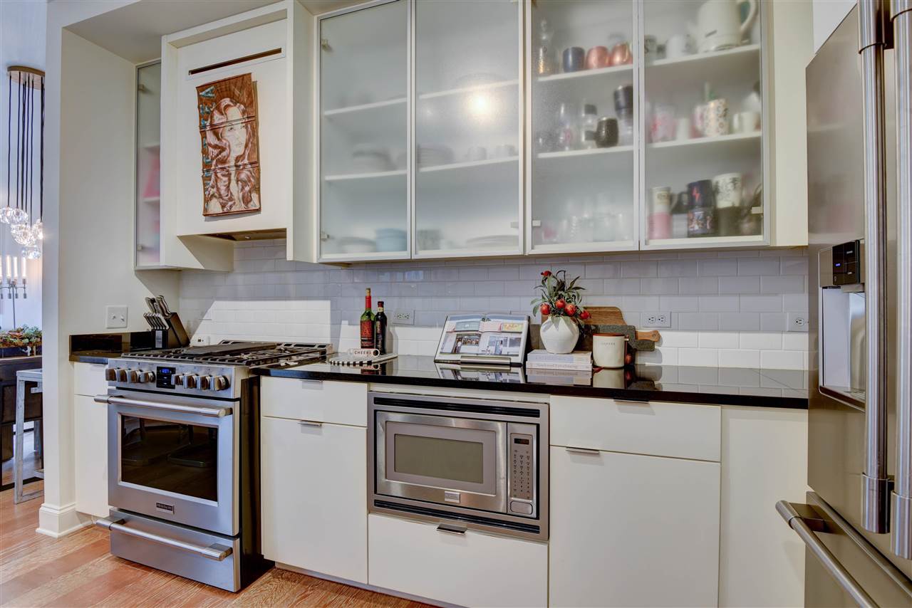 717 Riverside Drive, Unit 109 Memphis, TN 38103 - Photo 4 of 25 Gallery Image 4