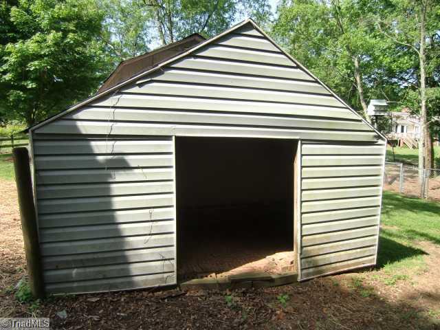 1667 Harper Road Clemmons, NC 27012 - Photo 11 of 11 Outbuilding.
