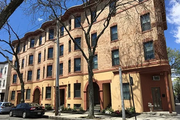$2,850 | 110 Willow Street, Unit 4, Cambridge, MA 02141