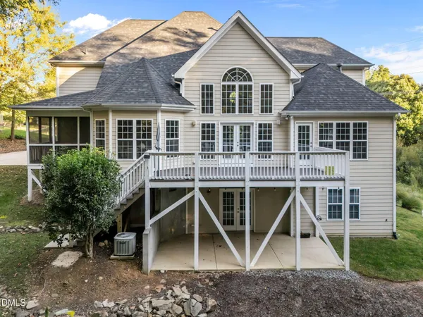 $1,275,000 | 109 San Juan Drive, Chapel Hill, NC 27514