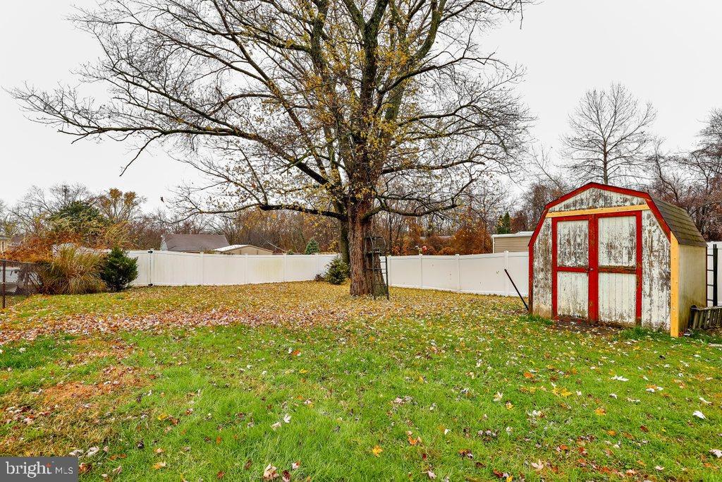 1023 Rosedale Avenue Rosedale, MD 21237 - Photo 35 of 37