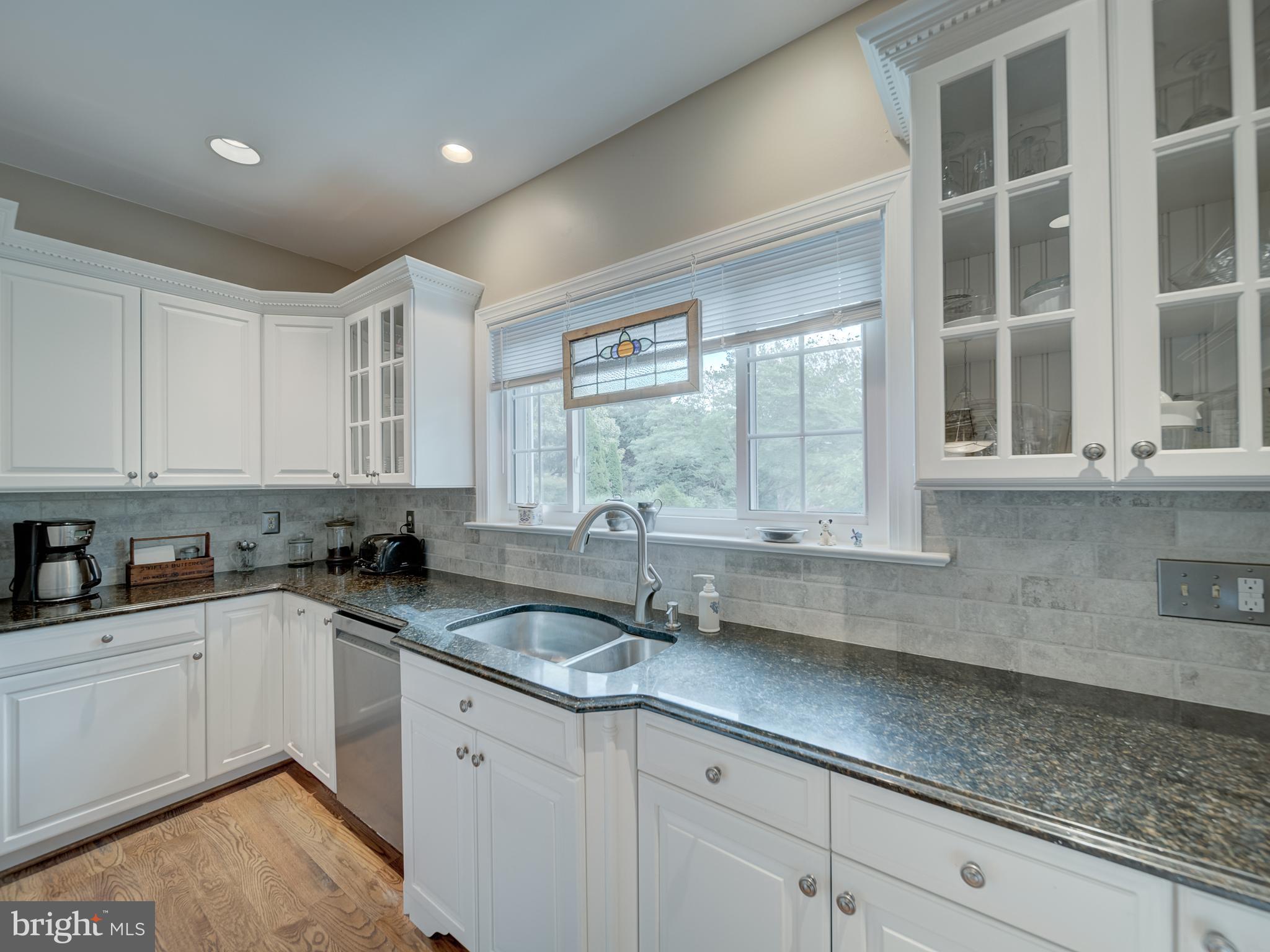 4387 Stepney Drive Gainesville, VA 20155 - Photo 29 of 74 Kitchen