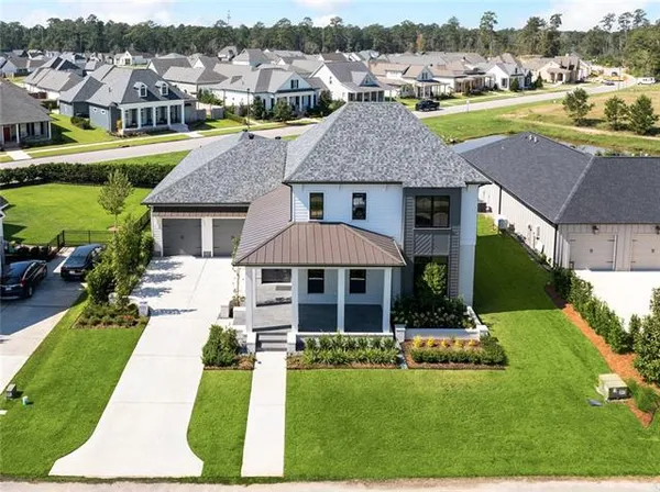 $1,275,000 | 805 Chretien Point Avenue, Covington, LA 70433