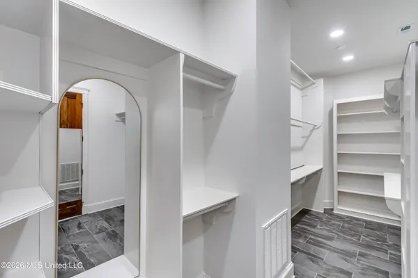 $889,900 | 1418 Windrose Drive, Brandon, MS 39047