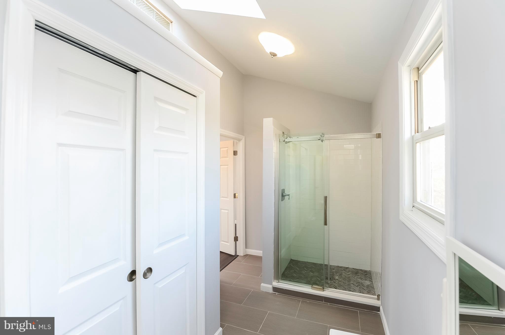 135 Lafayette Road Beverly, NJ 08010 - Photo 22 of 24 Master Bathroom