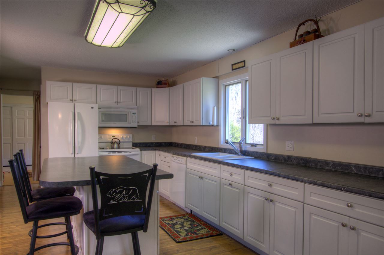 228 New Ireland Road Manchester, VT 05255 - Photo 5 of 16 Gallery Image 5