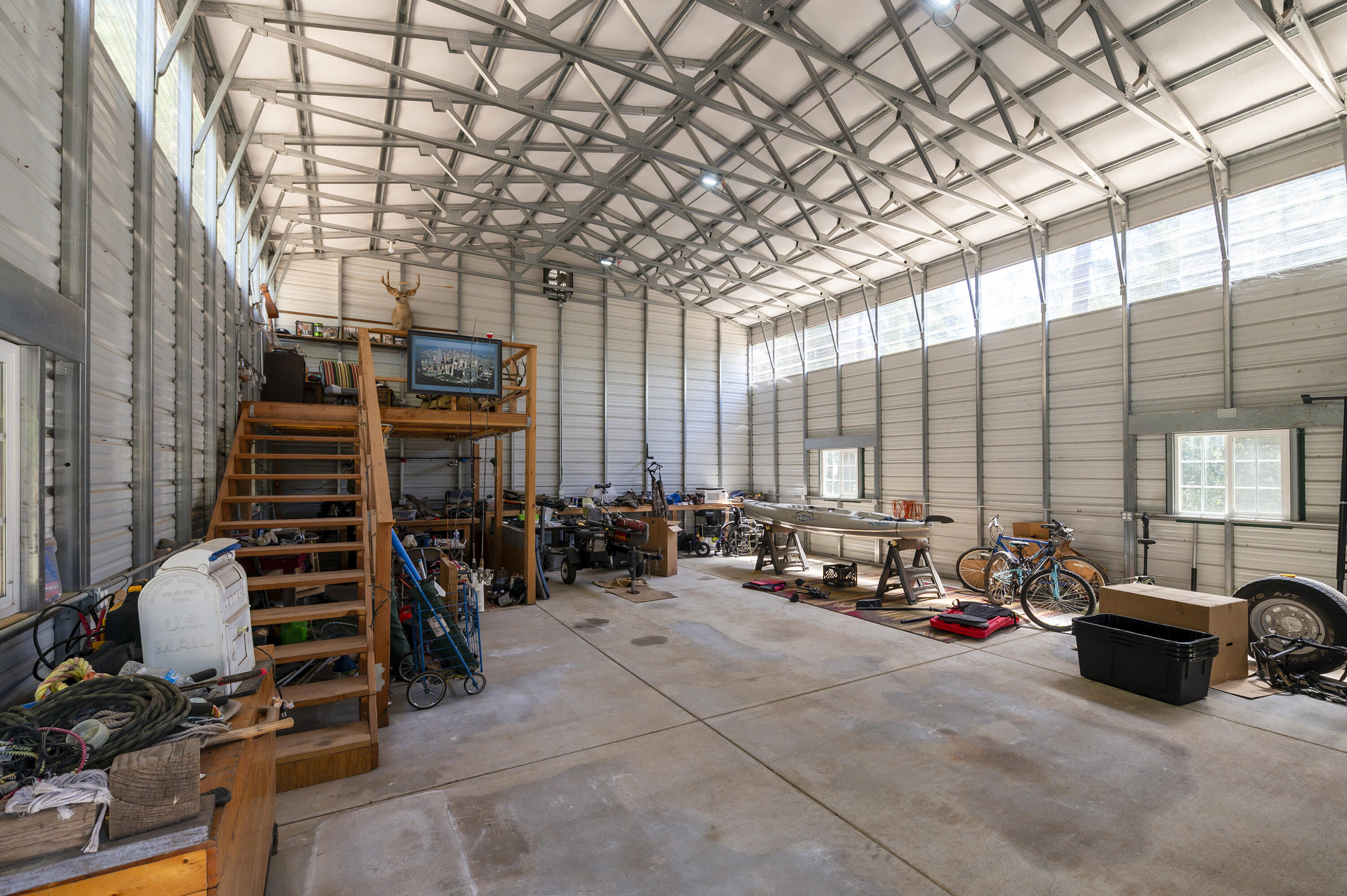 31300 Miller Mountain Road Whitmore, CA 96096 - Photo 26 of 38 Shop interior 1
