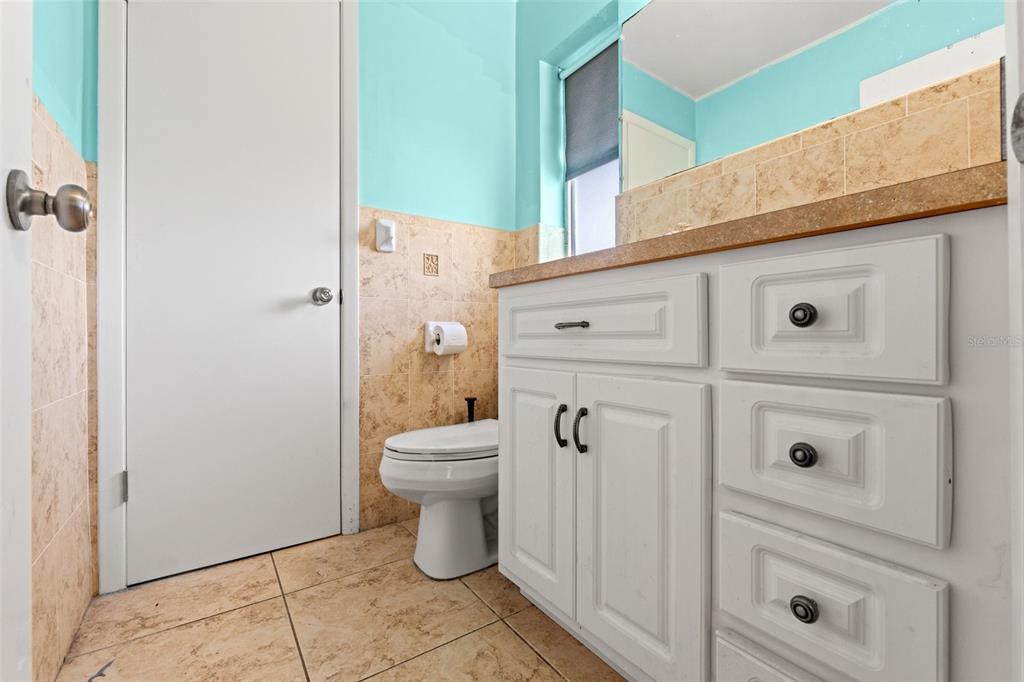 7141 Lockwood Street Spring Hill, FL 34606 - Photo 19 of 22 Primary Bathroom