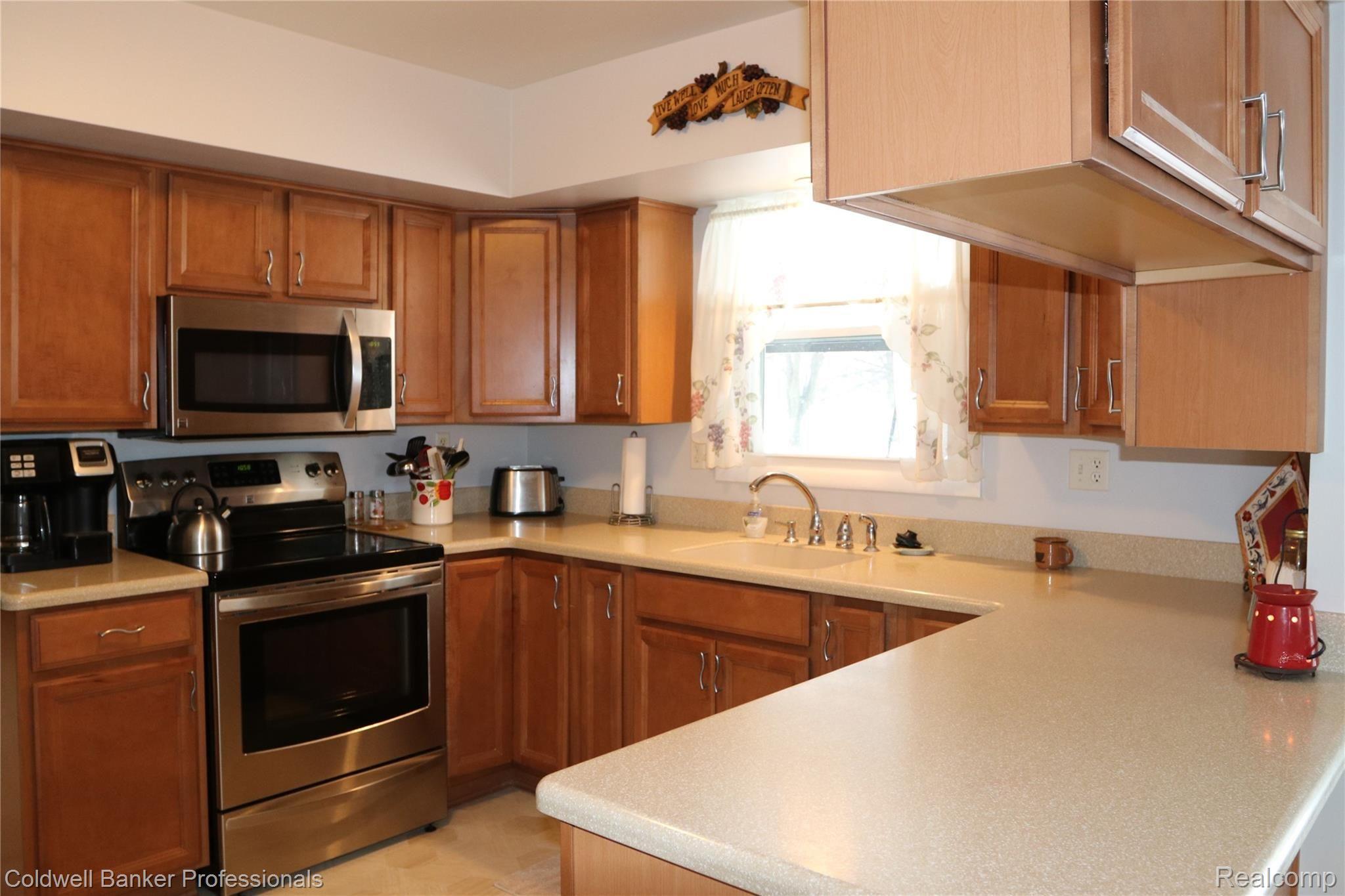 1490 Lansing Road Morrice, MI 48857 - Photo 3 of 28 3 1490 kitchen JL 2.JPG