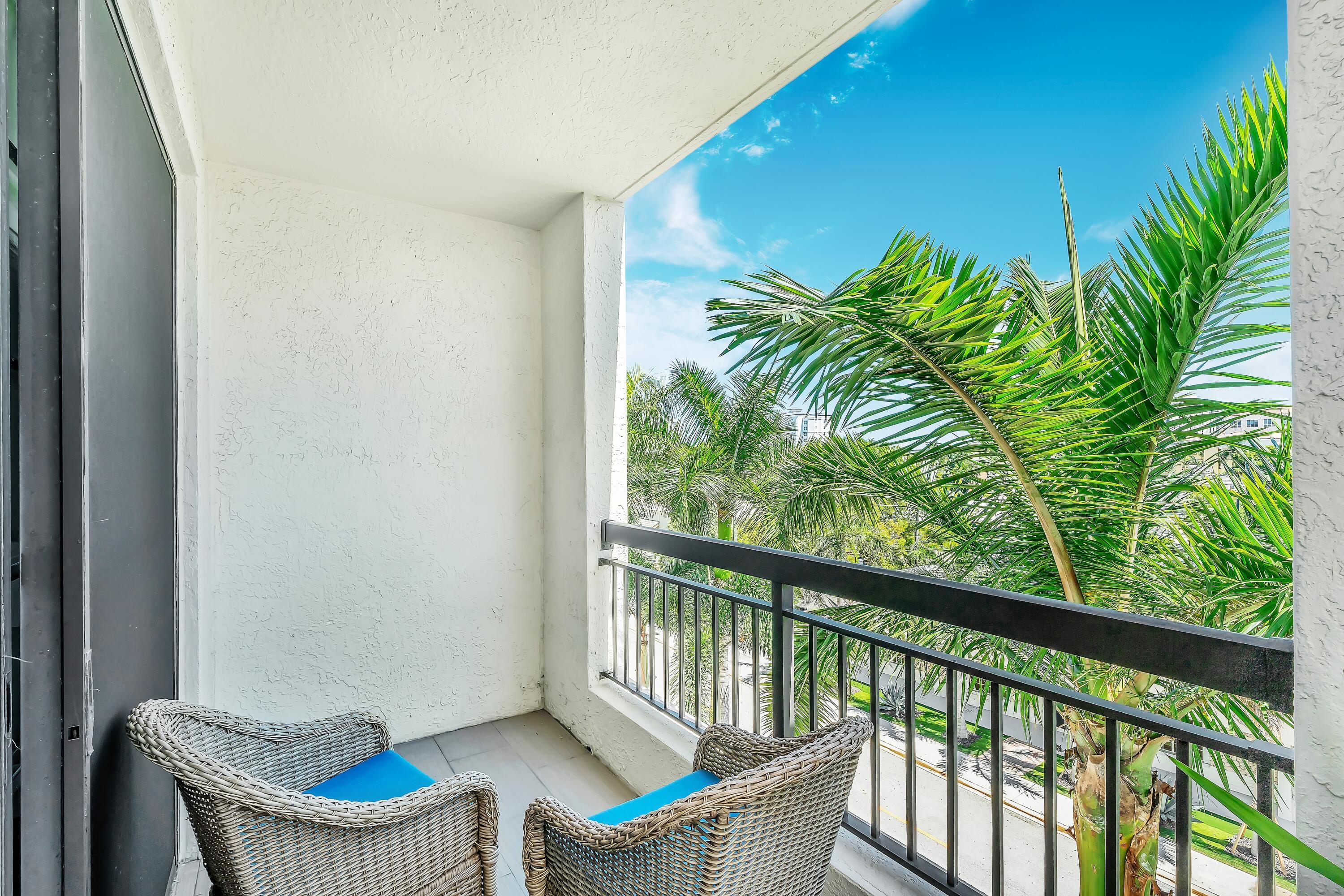 233 South Federal Highway, Unit 425 Boca Raton, FL 33432 - Photo 19 of 49 5 Balcony (2)
