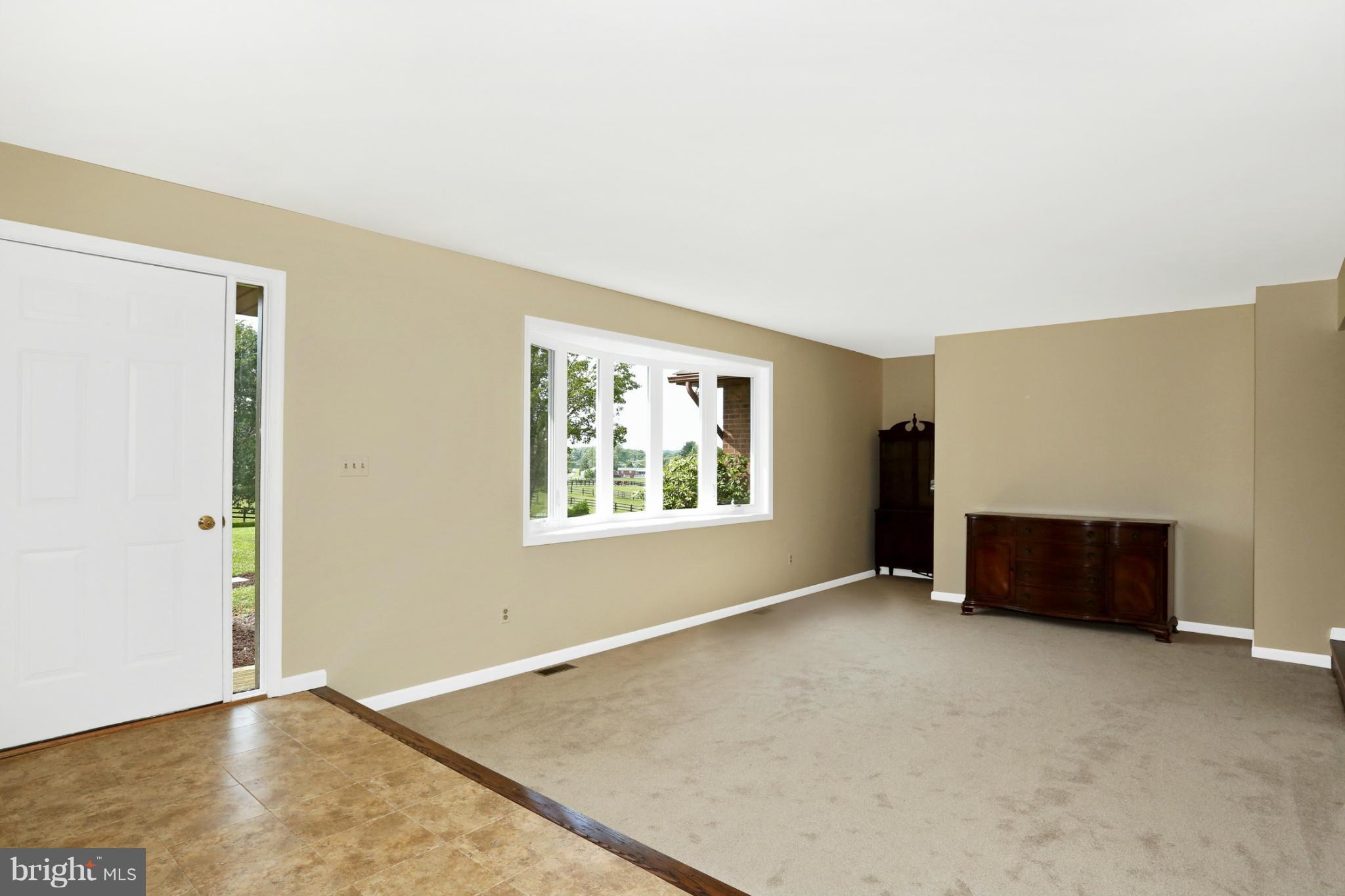 3789 Boteler Road Mount Airy, MD 21771 - Photo 3 of 30 Living Room
