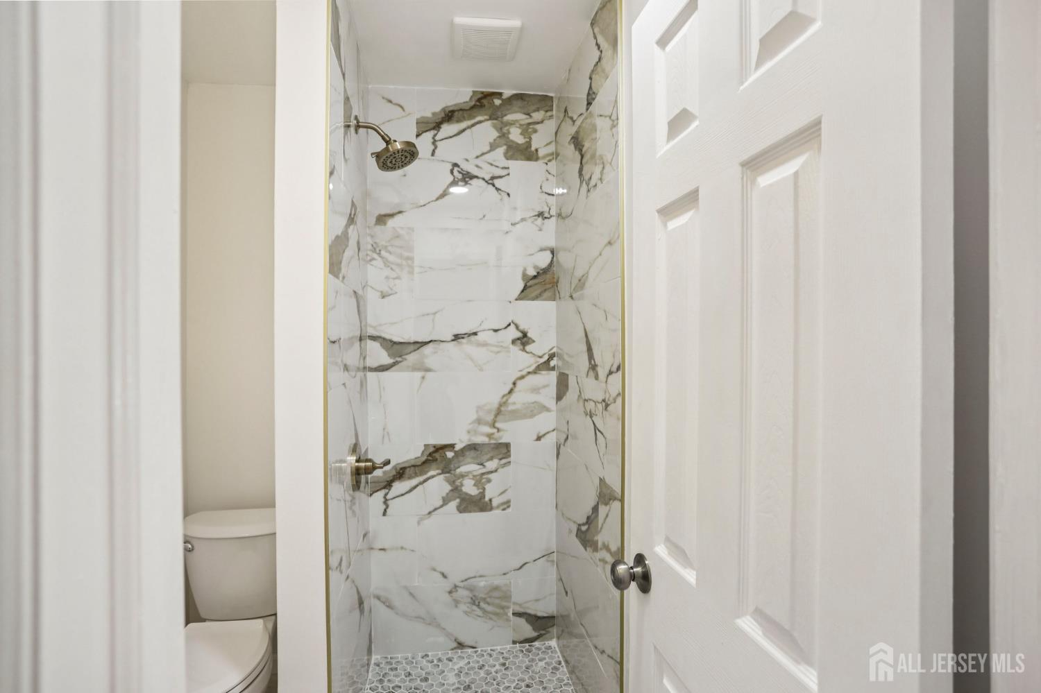 101 Ravine Drive Matawan, NJ 07747 - Photo 27 of 47