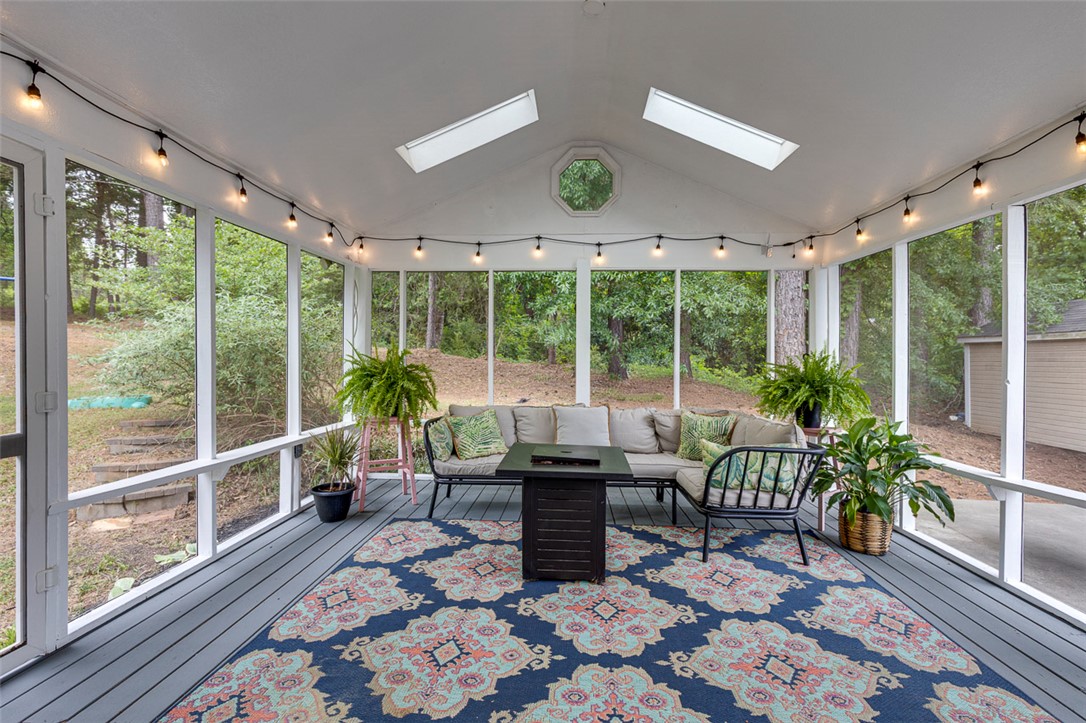 121 Crimson Leaf Lane Liberty, SC 29657 - Photo 26 of 30 This inviting screened porch provides a tranquil outdoor retreat with ample natural light.