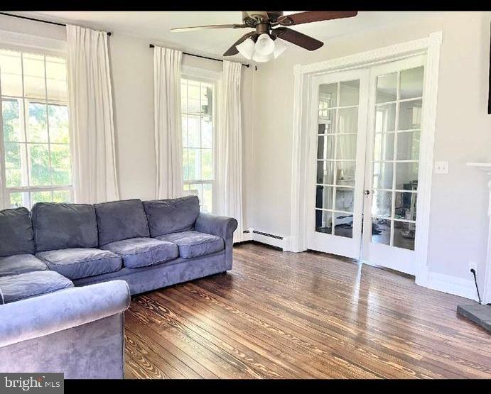 25526 Military Road Cascade, MD 21719 - Photo 10 of 29 Family Area