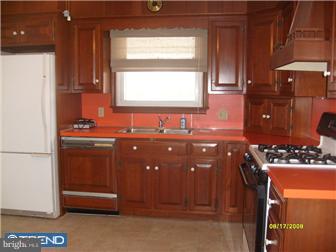 15 Birch Road Malvern, PA 19355 - Photo 11 of 12 Kitchen