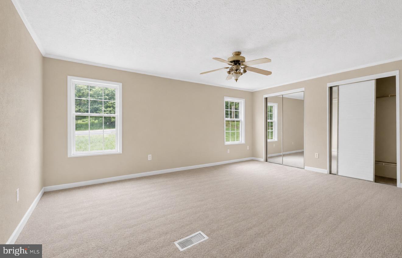 1382 Walnut Shell Drive Vinton, VA 24179 - Photo 8 of 11
