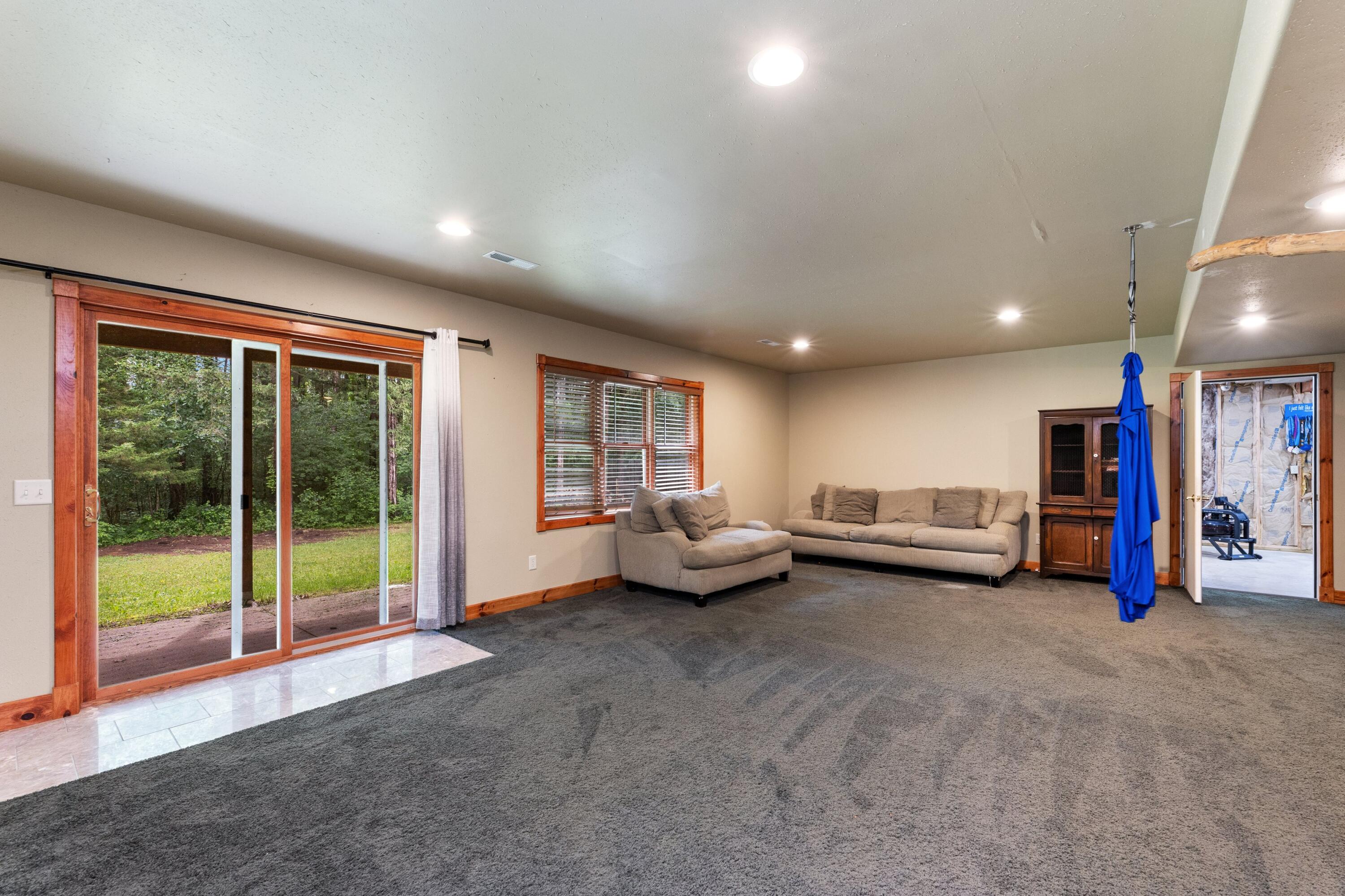 N15782 Delaney Road Trempealeau, WI 54661 - Photo 28 of 40 28 FAMILY ROOM