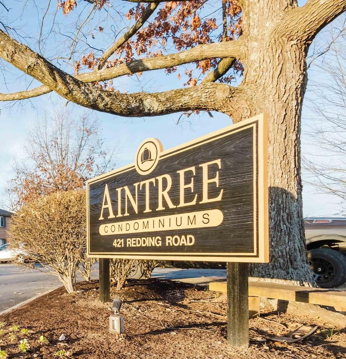 421 Redding Road, Unit 71 Lexington, KY 40517 - Photo 27 of 28 421 Entrance