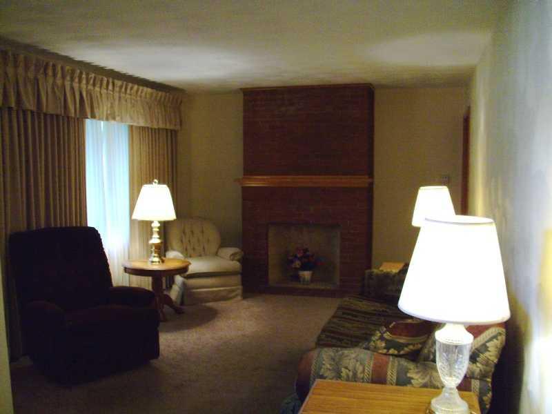 518 North Rangeline Road Anderson, IN 46012 - Photo 3 of 14 Gallery Image 3