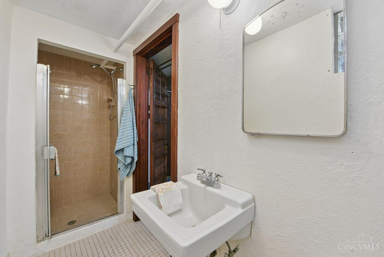 7121 Paddison Road Cincinnati, OH 45230 - Photo 48 of 62