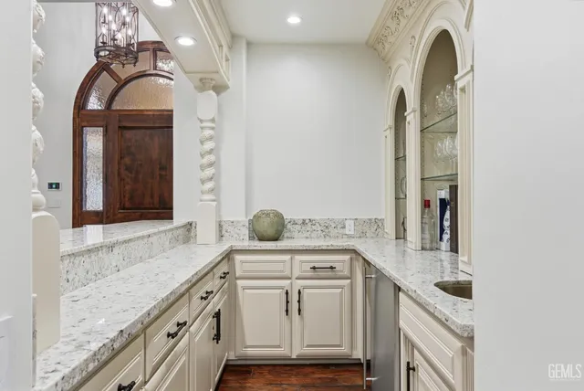 a view of a livingroom with furniture and a table