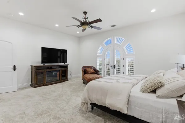 $1,875,000 | Undisclosed Address, Bakersfield, CA 93306