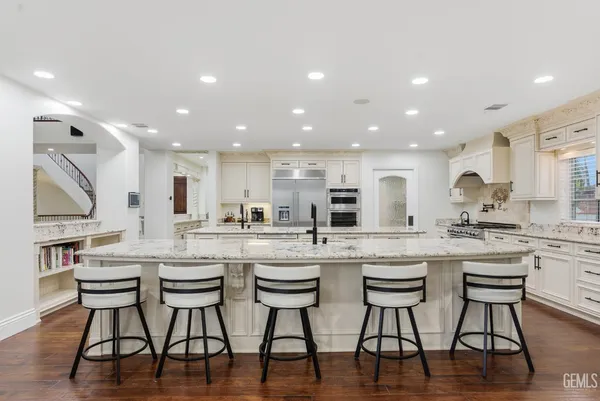 $1,875,000 | Undisclosed Address, Bakersfield, CA 93306