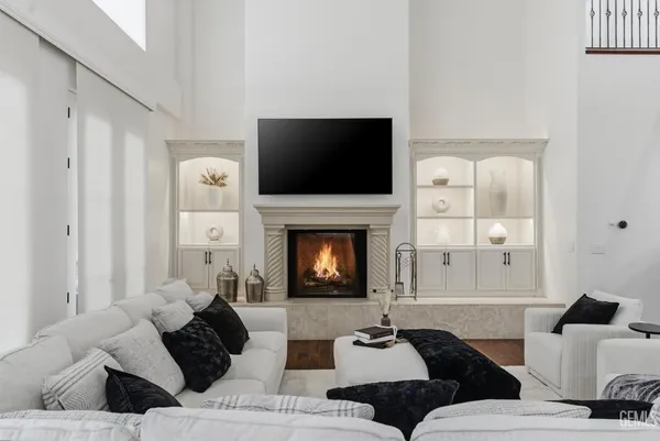 $1,875,000 | Undisclosed Address, Bakersfield, CA 93306