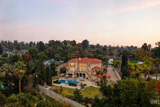 $1,975,000 | Undisclosed Address, Bakersfield, CA 93306