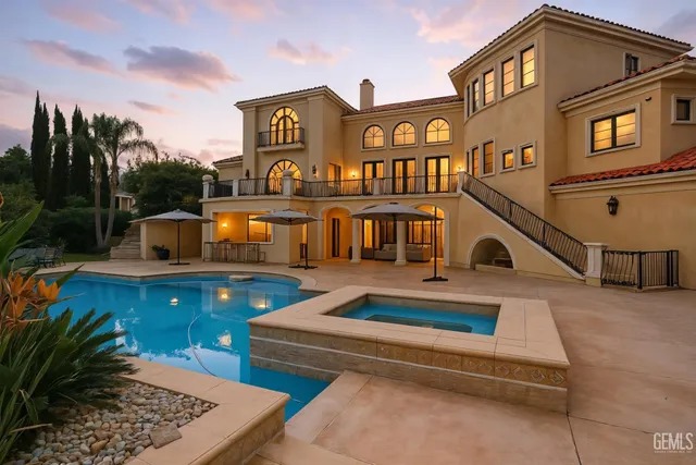 $1,975,000 | Undisclosed Address, Bakersfield, CA 93306