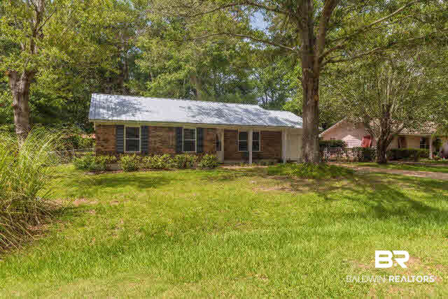 623 East Gate Circle Foley, AL 36535 - Photo 9 of 40 front of house