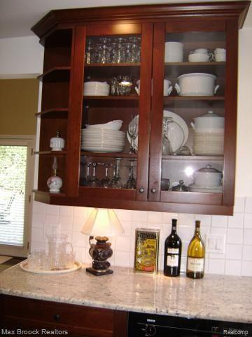 17310 Beverly Road Franklin, MI 48025 - Photo 10 of 24 Kitchen