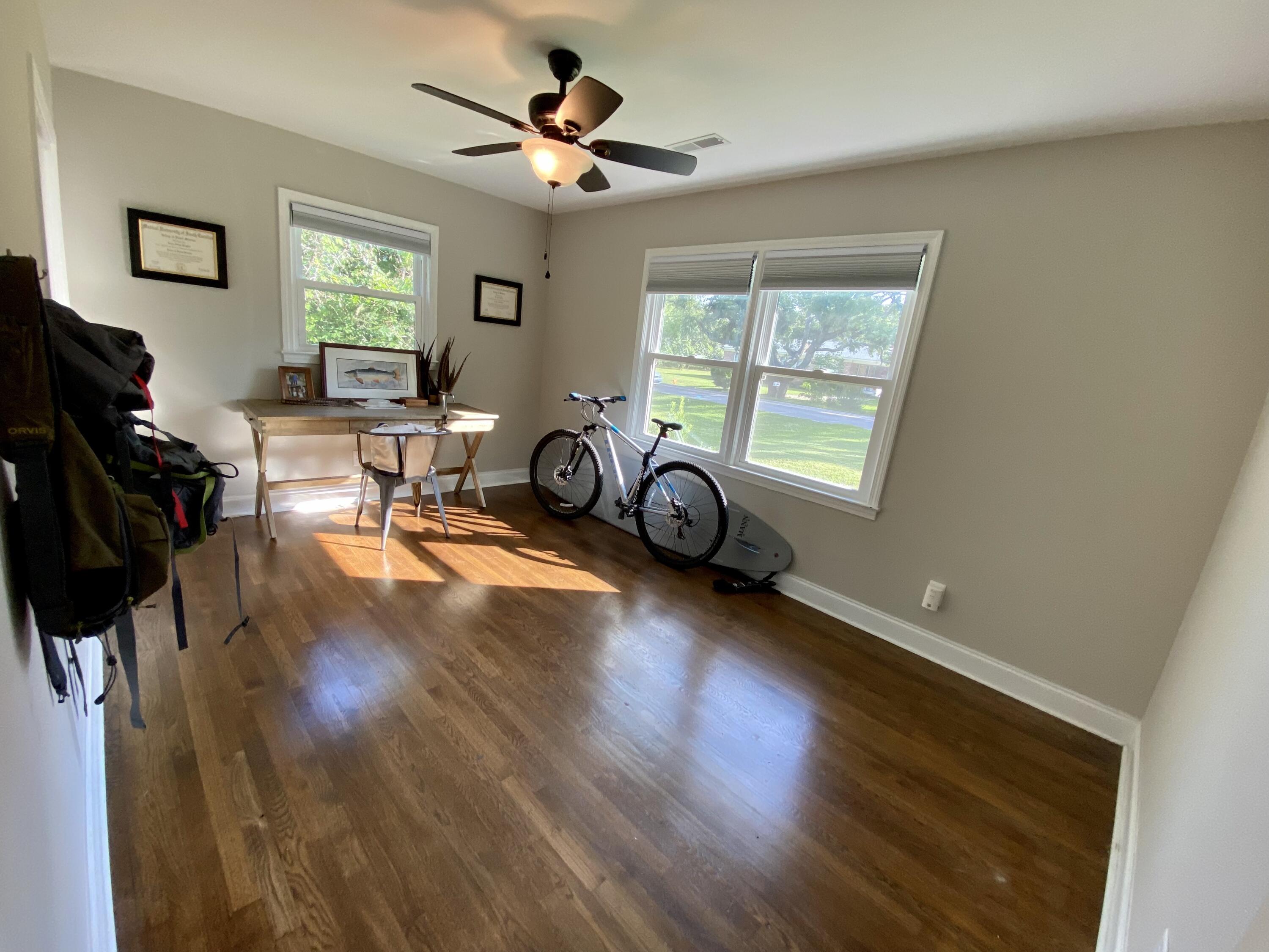 854 Dills Bluff Road Charleston, SC 29412 - Photo 22 of 36 Office