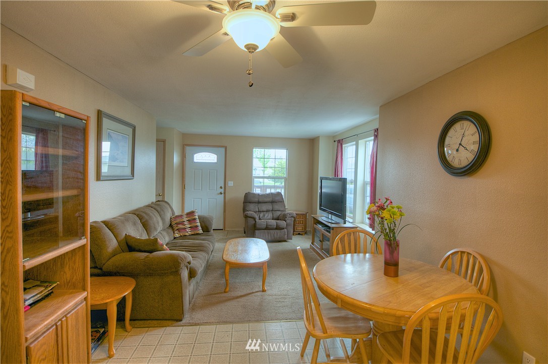 18008 Iris Place Southwest Rochester, WA 98579 - Photo 6 of 24